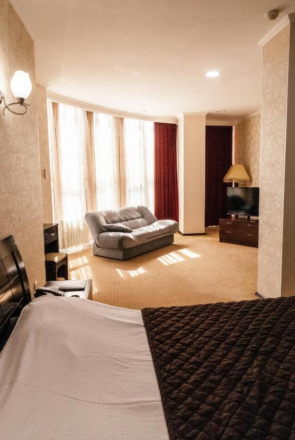 Golden Palace Aktau  Kültér fotó