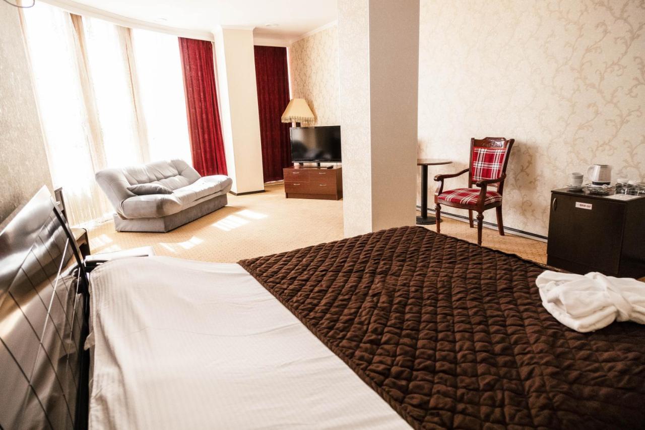 Golden Palace Aktau  Kültér fotó