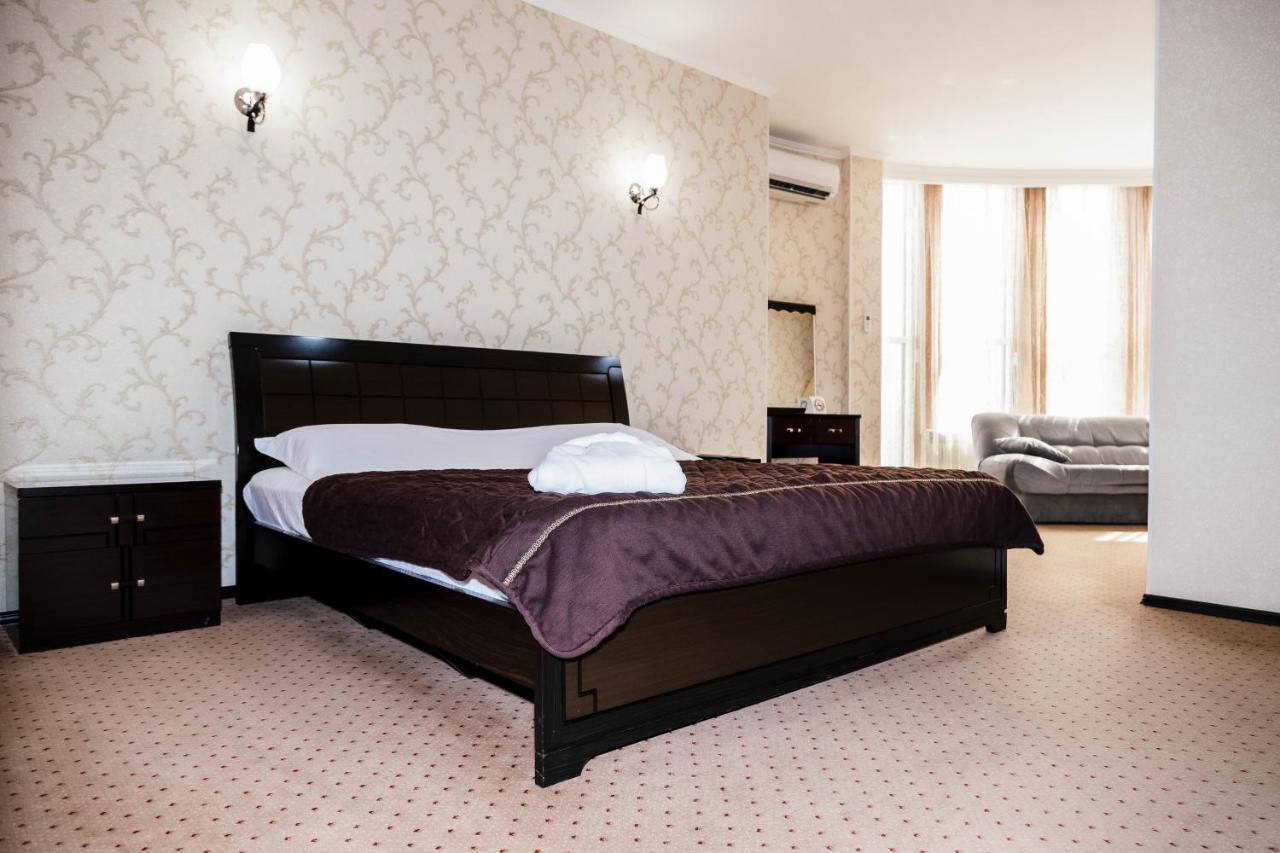 Golden Palace Aktau  Kültér fotó