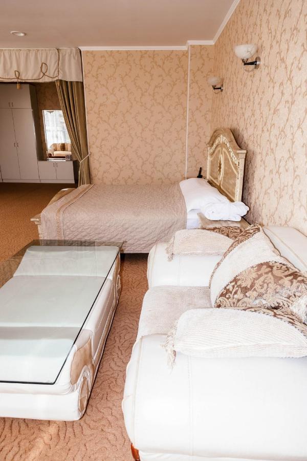 Golden Palace Aktau  Kültér fotó