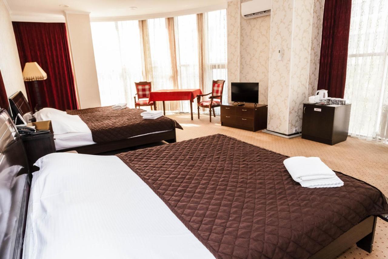 Golden Palace Aktau  Kültér fotó