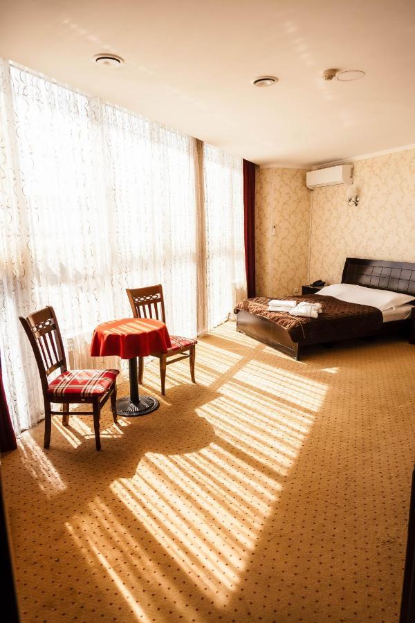 Golden Palace Aktau  Kültér fotó